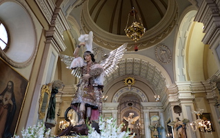 Interior de la ermita de San Miguel